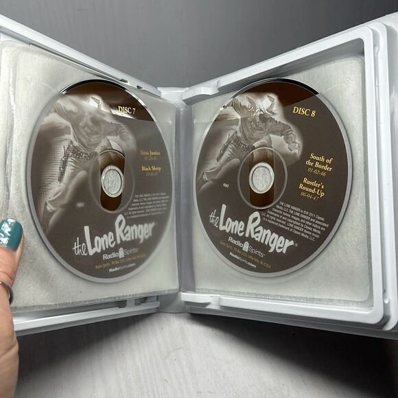 The Lone Ranger South of the Border 10 CD Box Set 2011 Classic Radio Western - Picture 8 of 9
